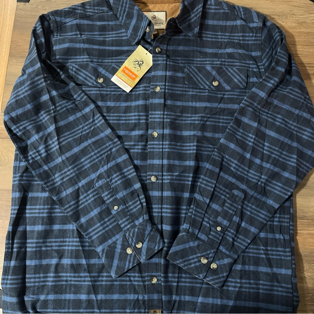 Legendary Whitetails Shirt Mens Large Blue Plaid Button Up Long Sleeve Flannel
